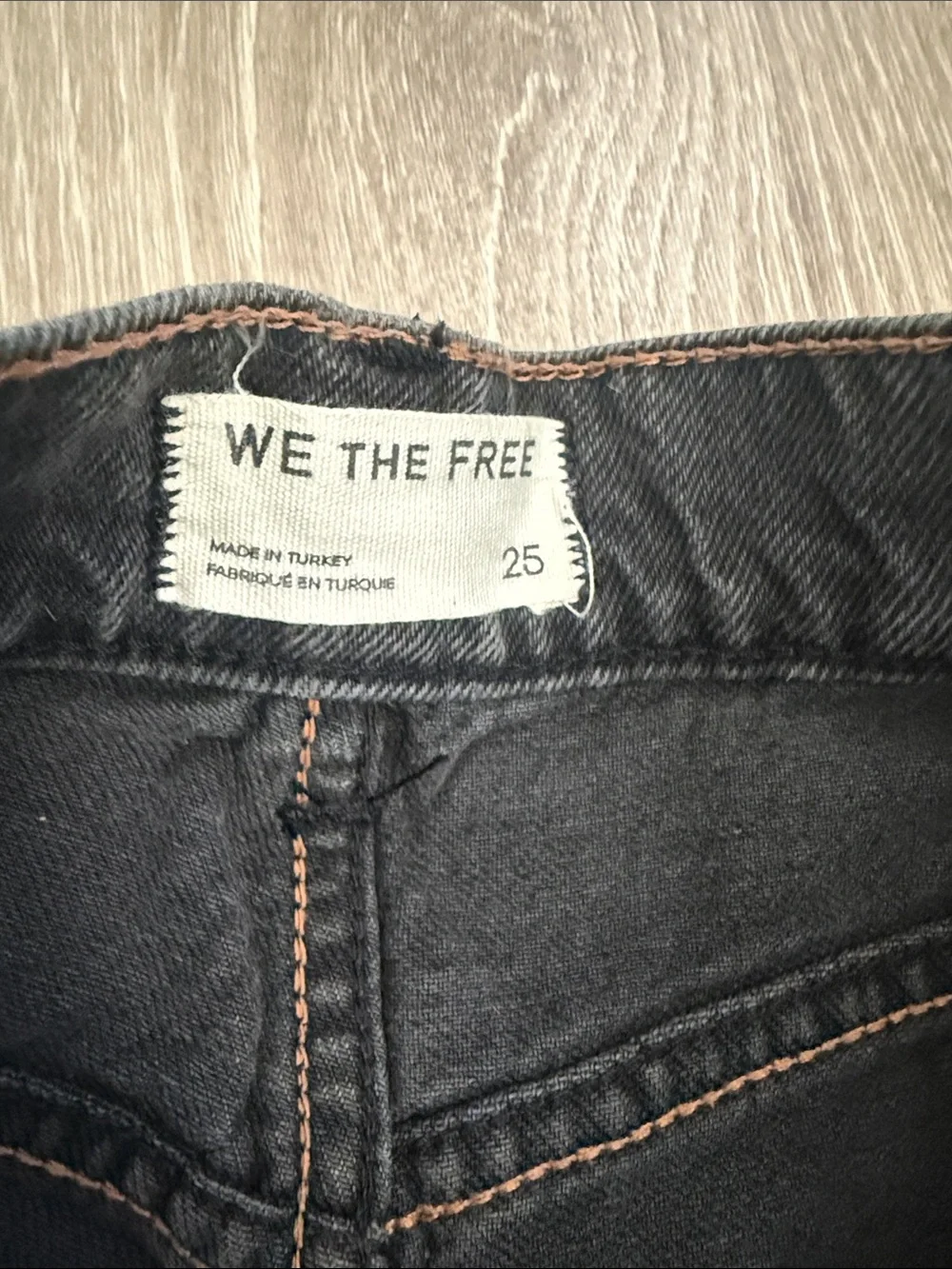 We The Free People Black Long Shorts Capri Jean Shorts Size 25